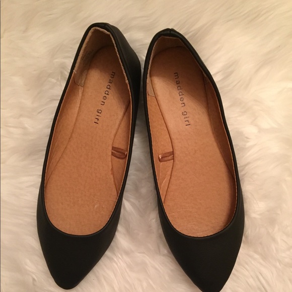 kenneth cole women's slip on sneakers